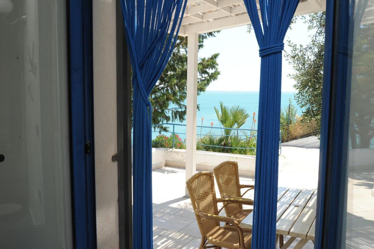 Case Vacanza Montesaraceno Mattinata Exteriör bild