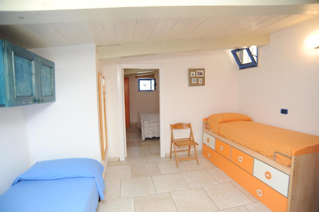 Case Vacanza Montesaraceno Mattinata Exteriör bild