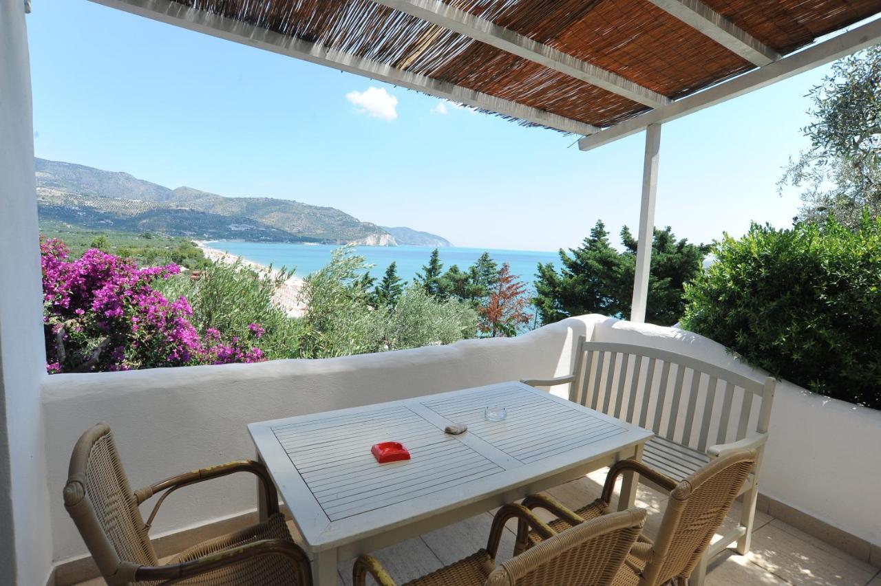 Case Vacanza Montesaraceno Mattinata Exteriör bild