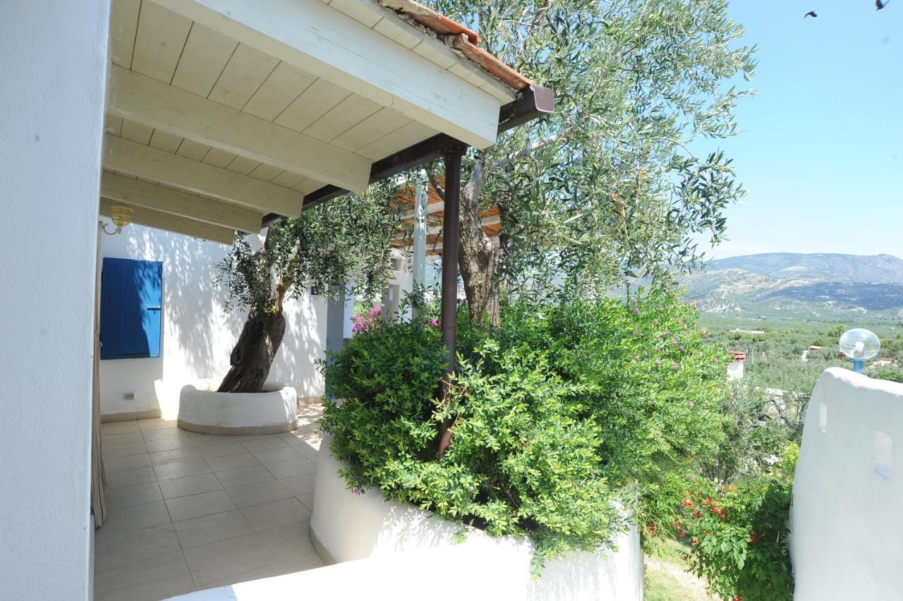 Case Vacanza Montesaraceno Mattinata Exteriör bild